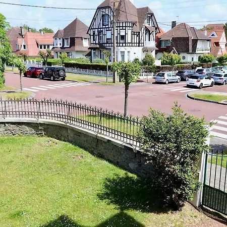 Le Bercail : Apt Avec Balcon Et Parking, Vue Phare! Le Touquet Exterior photo